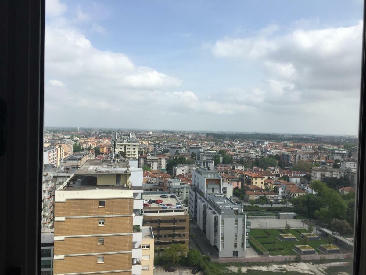 Tower Venice Hotel Местре Екстериор снимка